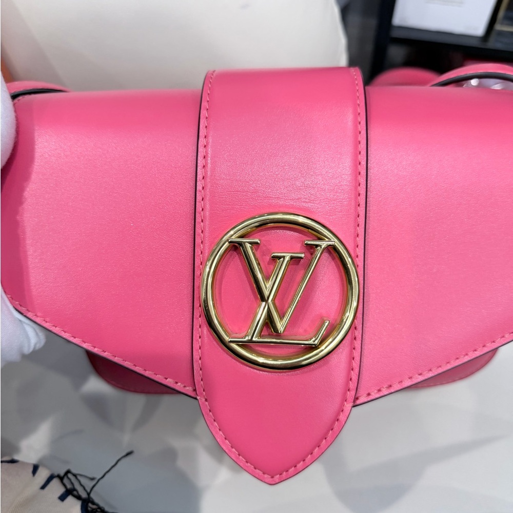 AUTHENTIC LOUISVUITON PONT 9 retail $4200 sale $1250 - Picture 13 of 16